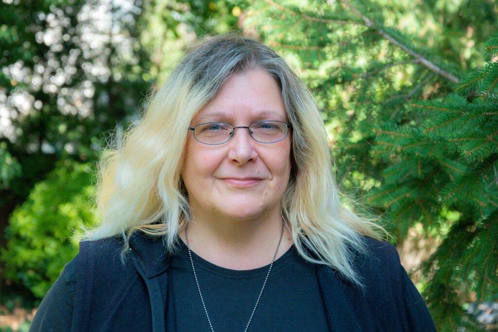 Portraitfoto von Petra Holk Mitarbeiterin